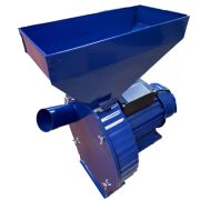 Кормоизмельчитель АЛЬКОР - 3 (2.5кВт,240кг/ч,зерно,корнепл.)