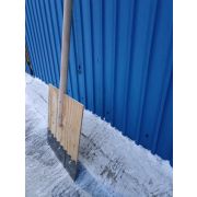 Ледоруб-скребок деревянный 380*430 (мет.пила)