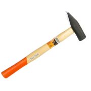 Молоток Вихрь 600гр. Квадратный боёк, деревянная ручка